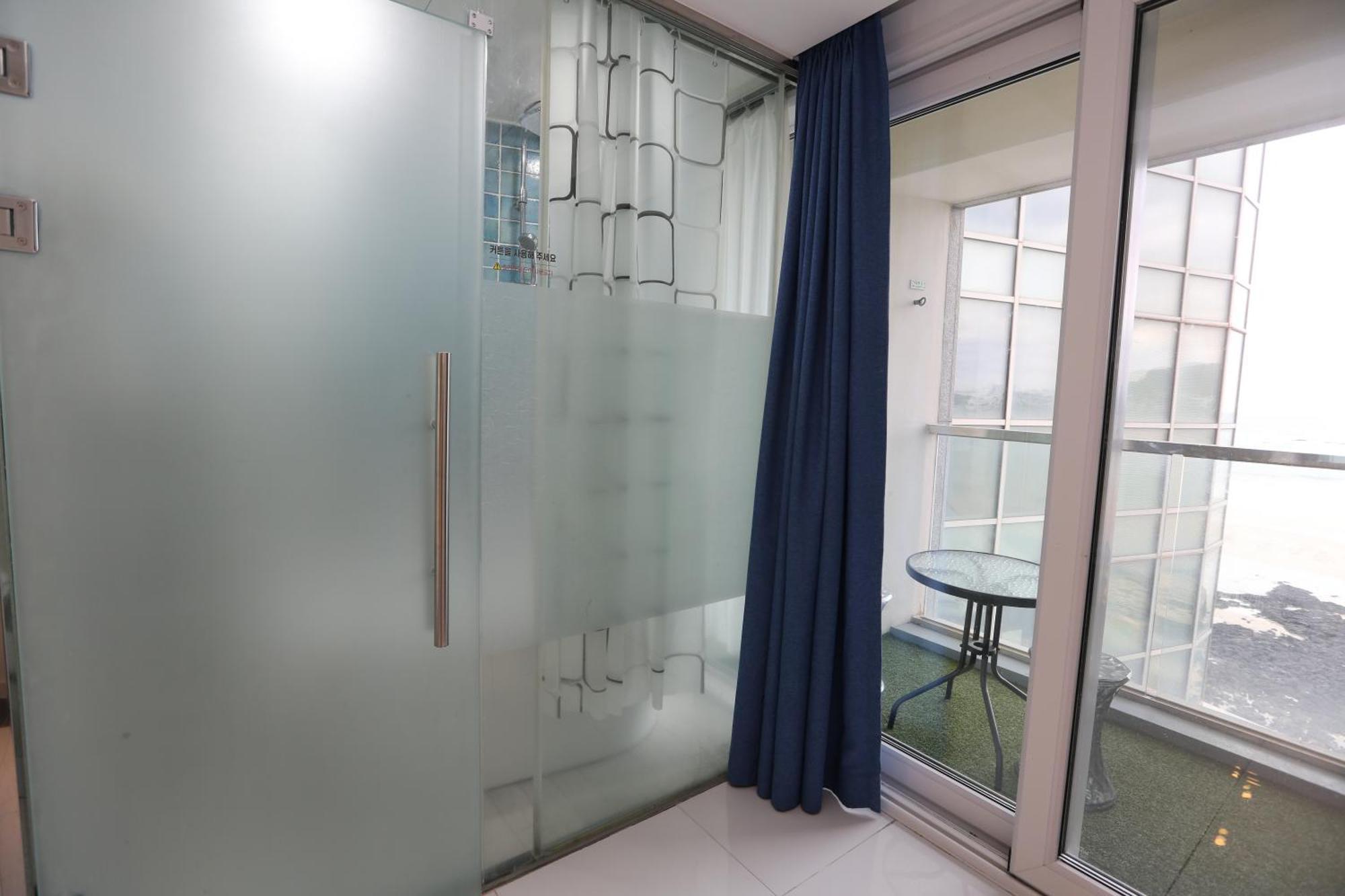 Hamdeok Beach Stay Jeju Exterior photo